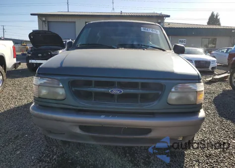 1996 Ford Explorer from USA, damaged, VIN 1FMDU24X3TUA41126